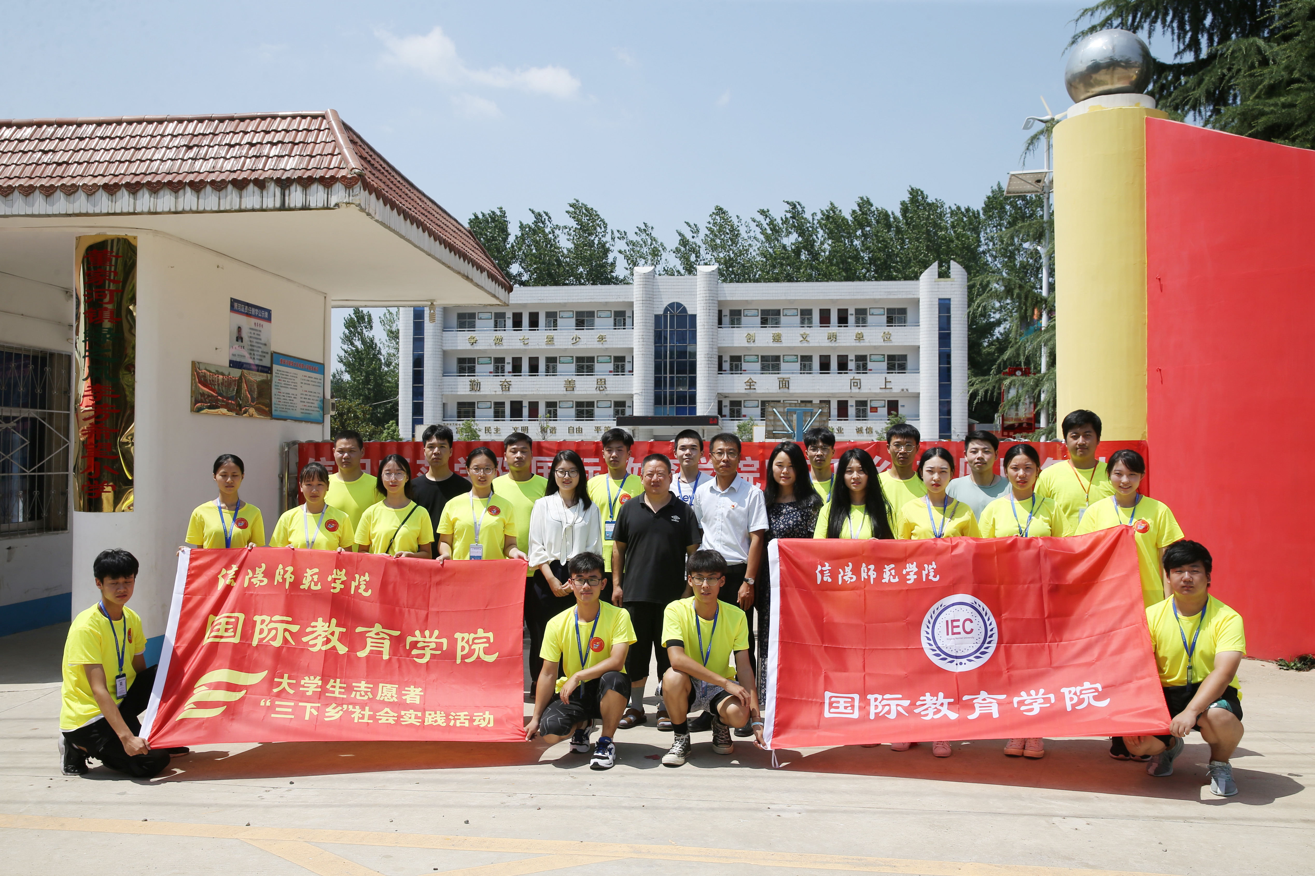 AT8V7145.JPG AT8V7145.JPG